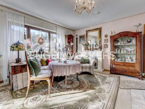 Bild 1 - Großzügige 4,5-Zimmer-Eigentumswohnung mit zwei Balkonen in zentraler Lage