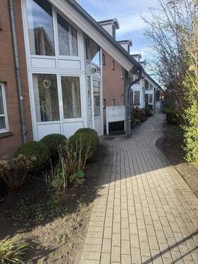 Ansicht / Zuwegung - 2 Zimmer Etagenwohnung zum Kaufen in Kronshagen