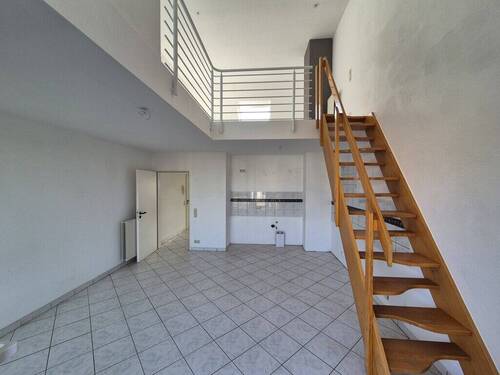 Titelbild - Breinig! Moderne Maisonettewohnung mit Balkon und Tiefgaragenstellplatz in bester Wohnlage