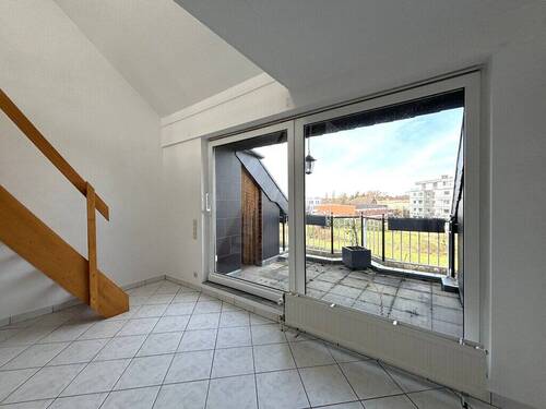 Blick zum Balkon - 