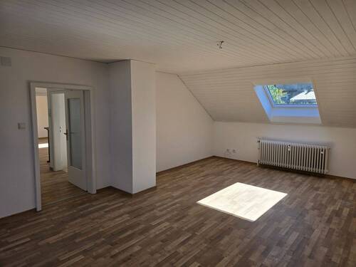Wohnraum - 2 Zimmer Etagenwohnung zur Miete in Kirkel