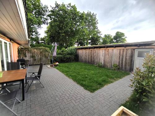 Carportanlage mit Geräteschuppen - 