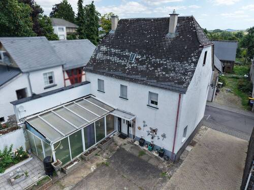 Haus Nr. 1 Rückseite - 1 Zimmer Einfamilienhaus in Kottenheim
