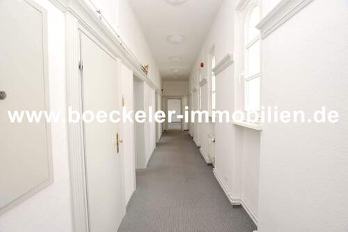 Bild 2 - Repräsentative Büroetage mit Charakter - Arbeiten in stilvoller Atmosphäre im Herzen von Halberstadt