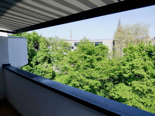 Balkon mit weinor Markise - Von Privat & Unvermietet: 3-Zimmer-Wohnung in Düsseldorf BILK