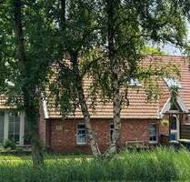 ~~Wohnen mit Hauscharakter - großzügige Landhauswohnung mit Wintergarten und Kaminofen~~ - Südbrookmerland / Oldeborg