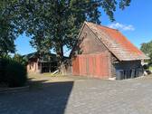 ehemaliger Pferdestall und Lagerhalle - 