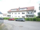 Hausansicht mit Balkonen - Wohnung in Northeim - 660,00&nbsp;EUR Kaltmiete, ca.&nbsp; 75,00&nbsp;m&sup2;&nbsp;Wohnfl&auml;che
