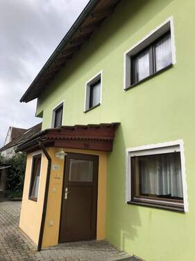 Eingang - Keine Käuferprovision - Haus in Pyrbaum - Zwangsversteigerung