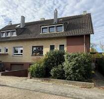 Bezugsfreie Doppelhaushälfte mit großem Sonnengrundstück in Eilendorf - Aachen
