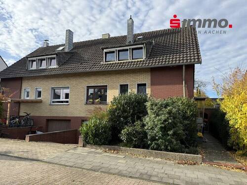 Titelbild - 4 Zimmer Einfamilienhaus zum Kaufen in Aachen