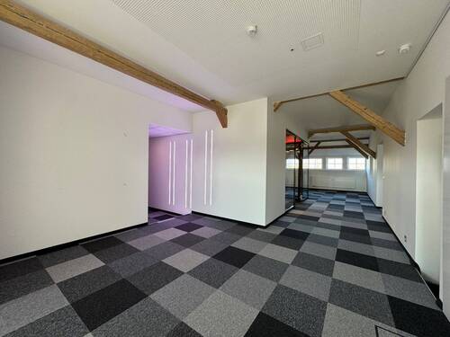 Bürofläche - Büro zur Miete in Flöha