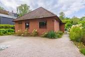 Hausansicht vorne - 4 Zimmer Einfamilienhaus zum Kaufen in Hamburg