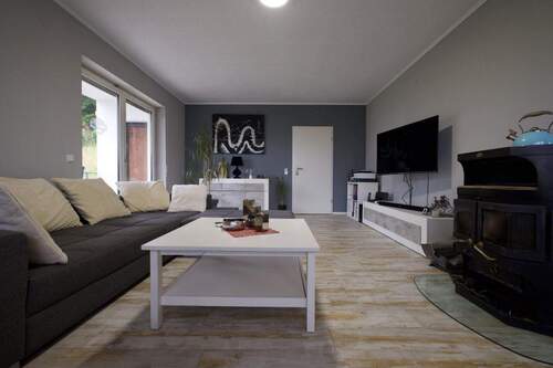 Wohnzimmer - 4 Zimmer Einfamilienhaus zum Kaufen in Losheim