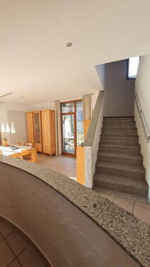 Wohnzimmer, Treppe zum OG - 
