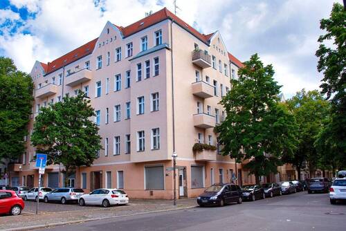 Fassade - 1 Zimmer Etagenwohnung zum Kaufen in Berlin