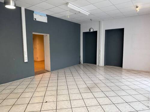 Durchgang Raum zum Hof - Gewerbeobjekt (Büro, Produktion, Verkauf) in Berlin