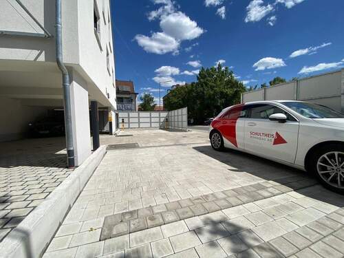 Platz für Ihr Auto - 