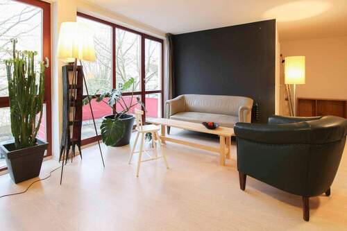 Wohnzimmer - Behaglichkeit pur in der Universitätsstadt: 3-Zi.-Whg. in Innenstadtlage von Greifswald