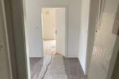 DG Wohnung Flur während Modernisierung - 