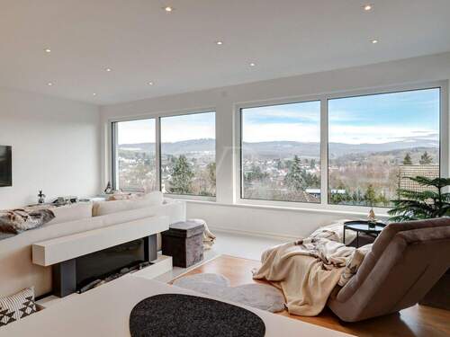 Ausblick Wohn/ Essbereich 1 - Einfamilienhaus mit 272,00 m&sup2; in Kelkheim (Taunus) / Fischbach zur Miete