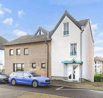 Teil vermietetes Zweifamilienhaus mit Apartment und Garage - Herzogenrath