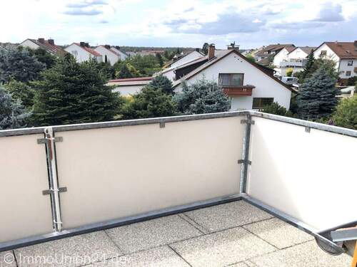 Bild 2 - 1 Zimmer Etagenwohnung zur Miete in Schwanstetten