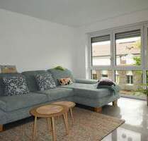 AUMÜLLER-Immobilien - Moderne 2-Zi-Wohnung mit 2 Stellplätzen in ruhiger Lage in Schlüchtern-Stadt