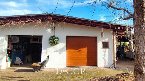 Doppelgarage mit Arbeitsgrube! - 