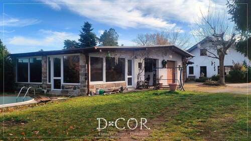 Wintergarten, Doppelgarage, Doppelcarport - 