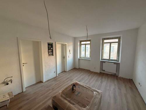 Wohnen / Essen / Koche - 2-Zimmer-Wohnung in zentraler Lage