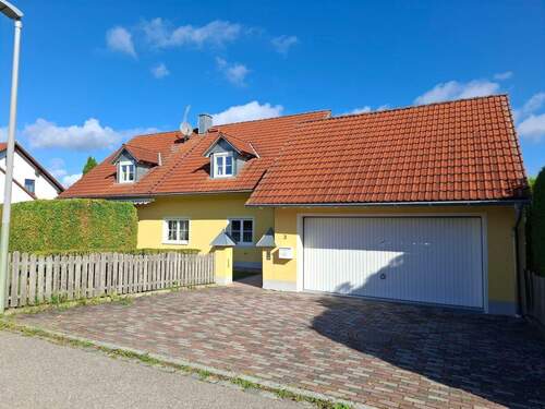 Außen (7).jpg - 5 Zimmer Einfamilienhaus zum Kaufen in Eching