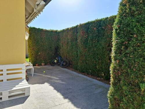 Außen (4).jpg - Einfamilienhaus mit 153,00 m&sup2; in Eching zum Kaufen