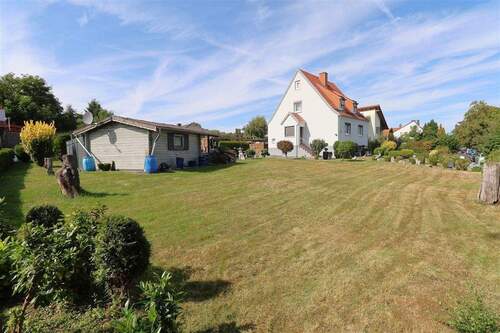 Gartenansicht - 5 Zimmer Einfamilienhaus zum Kaufen in Hessisch Lichtenau