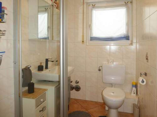 Duschbad mit Fenster - 