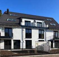 NEUBAU-Dachgeschosswohnung über zwei Etagen mit ausgebautem Speichergeschoss, Sonnen-Terrasse + Balkon - München Feldmoching-Hasenbergl
