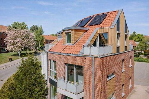 Hausansicht - Terrassenwohnung mit 110,00 m&sup2; in Lüneburg zum Kaufen