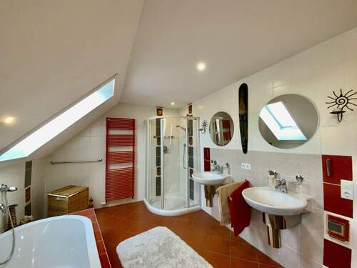 Bad im Dachgescoss - 