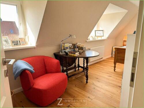 Zimmer II mit zwei Gauben - 