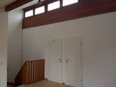 Dg mit 4,6m hoher Decke - 7 Zimmer Reihenmittelhaus in Neubiberg