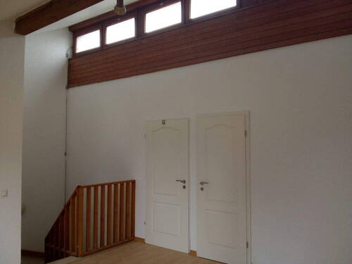 Dg mit 4,6m hoher Decke - 7 Zimmer Reihenmittelhaus in Neubiberg