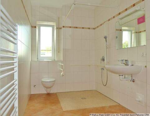 Bad - 2 Zimmer Etagenwohnung in Dorfen