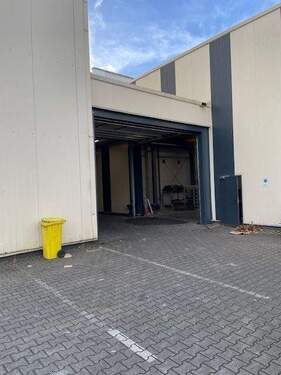 Halleneingang - Halle in Osnabrück zum Kaufen