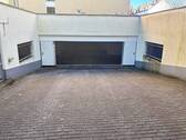 Tiefgarageneinfahrt - 