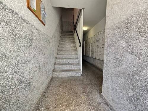 Hausflur - Etagenwohnung mit 52,00 m&sup2; in Aachen zum Kaufen