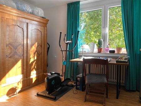 Kinderzimmer/Büro - 