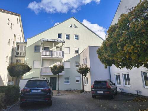 PVW W01- Eingang-251026 - 3 Zimmer Etagenwohnung zur Miete in Eggenfelden