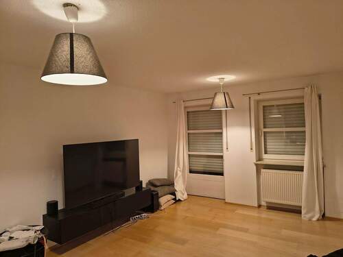 PVW W01-Wohnzimmer.jpg - Etagenwohnung mit 74,00 m&sup2; in Eggenfelden zur Miete