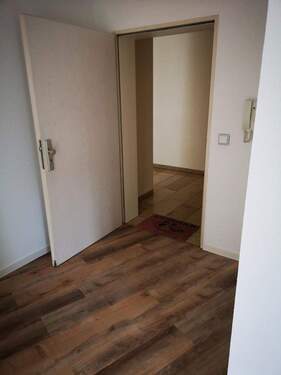 Flur - 2 Zimmer Etagenwohnung zum Kaufen in Kist