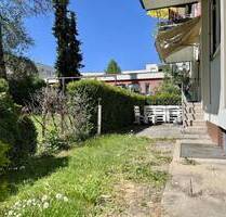 Modernisierte 4,5-Zimmer-Wohnung mit Terrasse und Gartenanteil in Ludwigsburg